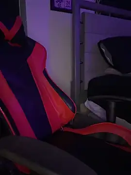 Snapshot of Joker19196 chatting on 10/02/25, 11:56 Joker19196 online show from 10/02/25, 11:56