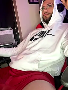 Snapshot of Joker19196 chatting on 10/27/25, 10:58 Joker19196 online show from 10/27/25, 10:58