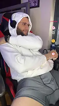 Snapshot of Joker19196 chatting on 11/10/25, 09:25 Joker19196 online show from 11/10/25, 09:25