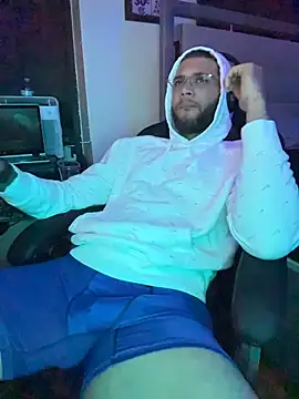 Snapshot of Joker19196 chatting on 11/19/25, 12:43 Joker19196 online show from 11/19/25, 12:43