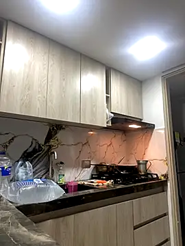 Herem369 online show from 10/29/25, 10:11