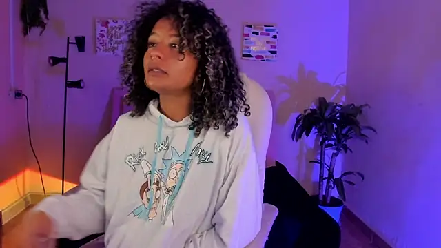 keyla roberts777 online show from 02/07/25, 03:23