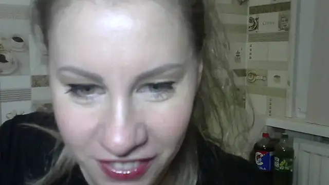 TherestlessKitty online show from 12/06/24, 09:21