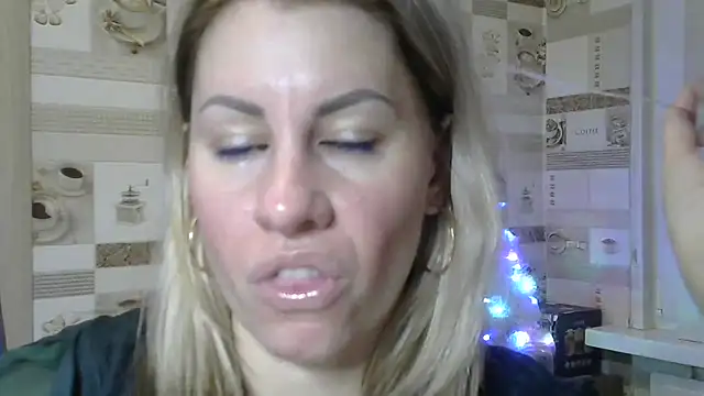 TherestlessKitty online show from 01/03/25, 09:15