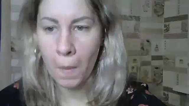 TherestlessKitty online show from 02/17/25, 07:15