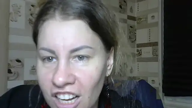 Snapshot of TherestlessKitty chatting on 12/21/25, 10:17 TherestlessKitty online show from 12/21/25, 10:17