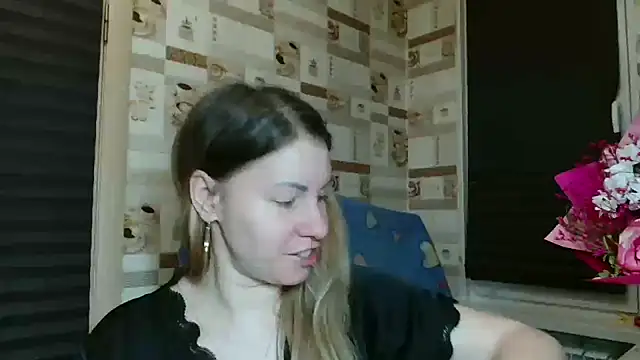 Snapshot of TherestlessKitty chatting on 02/09/26, 10:25 TherestlessKitty online show from 02/09/26, 10:25