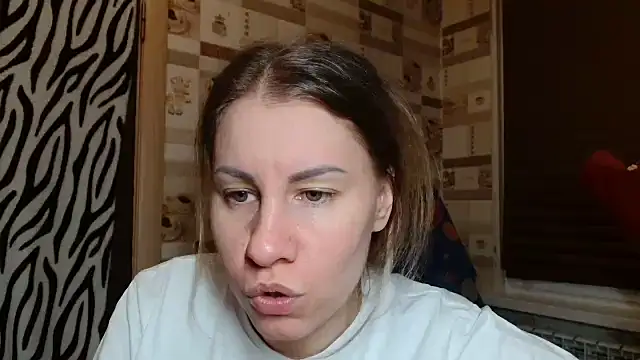 Snapshot of TherestlessKitty chatting on 02/17/26, 10:16 TherestlessKitty online show from 02/17/26, 10:16