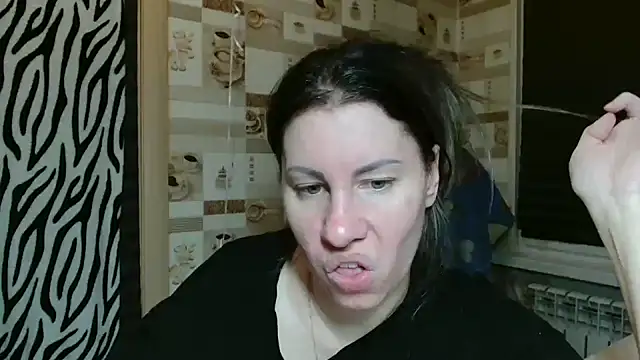 Snapshot of TherestlessKitty chatting on 03/07/26, 10:18 TherestlessKitty online show from 03/07/26, 10:18