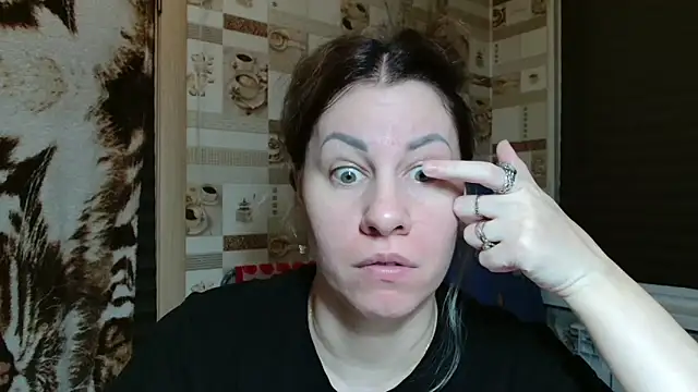 Snapshot of TherestlessKitty chatting on 03/19/26, 10:14 TherestlessKitty online show from 03/19/26, 10:14