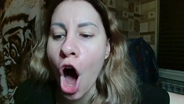 Snapshot of TherestlessKitty chatting on 03/27/26, 10:31 TherestlessKitty online show from 03/27/26, 10:31