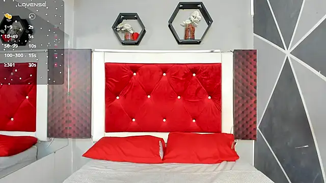 Karoll014 online show from 01/11/25, 11:45