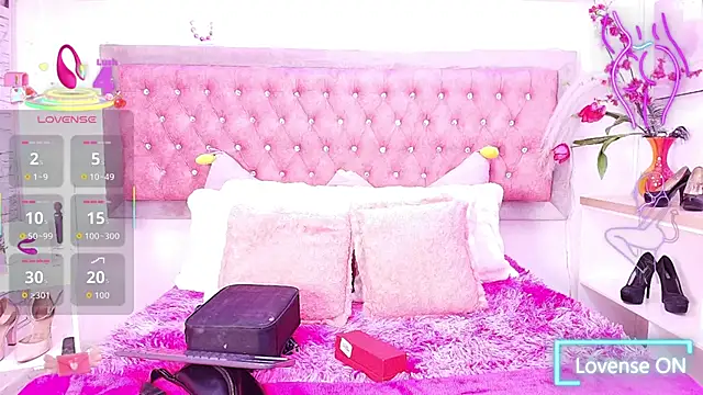 Tayzon Foxxx online show from 10/14/25, 12:50