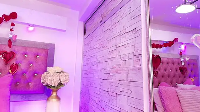 Tayzon Foxxx online show from 02/21/26, 01:56