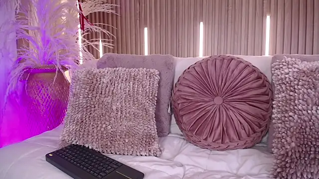 Tayzon Foxxx online show from 03/27/26, 08:30