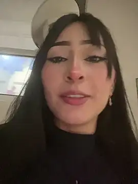 Snapshot of mikuru_hara chatting on 01/26/25, 02:45 mikuru hara online show from 01/26/25, 02:45