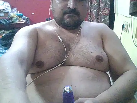 ARYANAVAILABLE online show from 03/09/26, 12:47