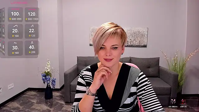 Julia Wilsone online show from 10/25/25, 06:54