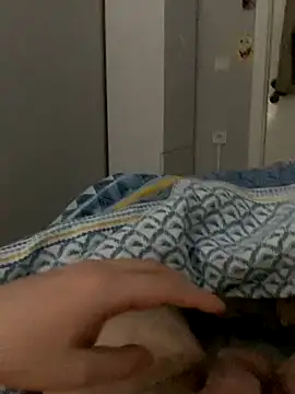 Erenn34 online show from 12/15/25, 10:03