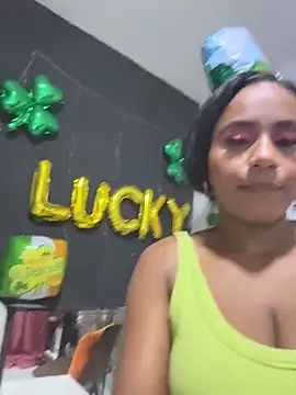 Snapshot of AlisonHoot69 chatting on 04/01/26, 12:55 AlisonHoot69 online show from 04/01/26, 12:55