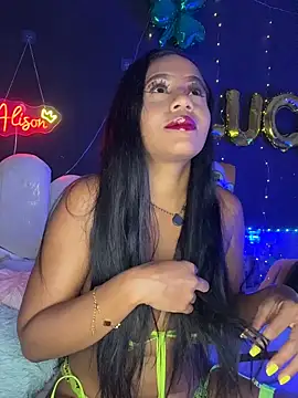 Snapshot of AlisonHoot69 chatting on 04/02/26, 05:27 AlisonHoot69 online show from 04/02/26, 05:27