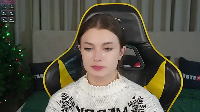 Britney054 online show from 12/08/24, 07:37