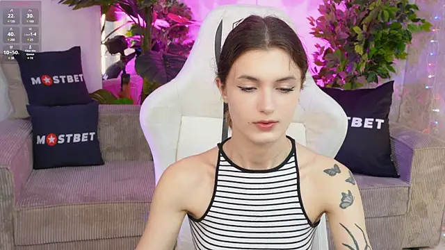 Britney054 online show from 12/21/24, 11:34