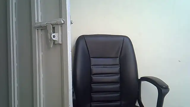 Snapshot of jeyberrie chatting on 06/01/26, 08:54 jeyberrie online show from 06/01/26, 08:54