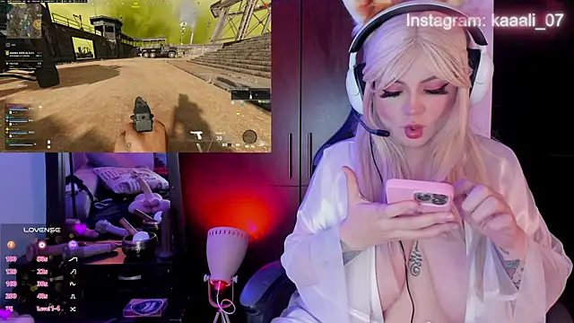 Irinaa Scarlett online show from 01/08/25, 07:13