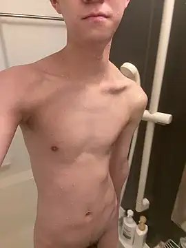 Snapshot of yuuuuma578 chatting on 02/08/26, 10:29 yuuuuma578 online show from 02/08/26, 10:29