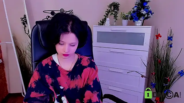 Alina Mills online show from 12/30/24, 10:32