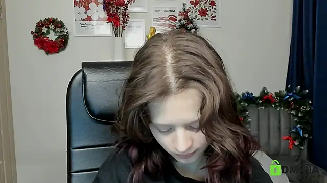 Snapshot of Alina_Mills chatting on 01/08/26, 07:54 Alina Mills online show from 01/08/26, 07:54