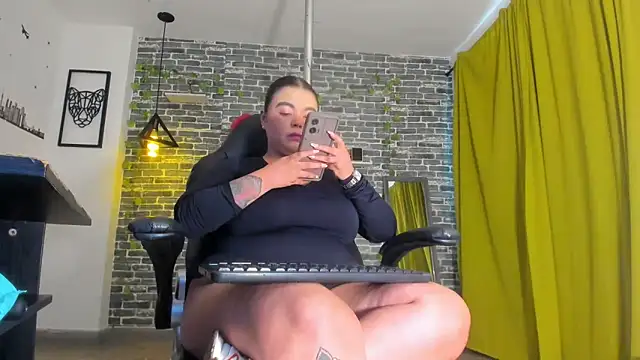 iam samy  online show from 02/26/25, 06:11