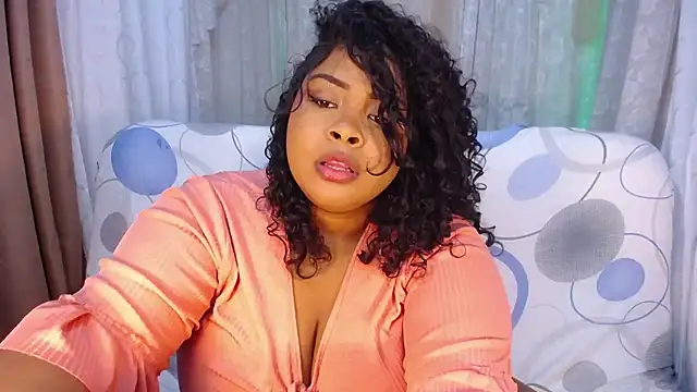 Snapshot of Ana_off_alana chatting on 01/15/25, 01:56 Ana off alana online show from 01/15/25, 01:56