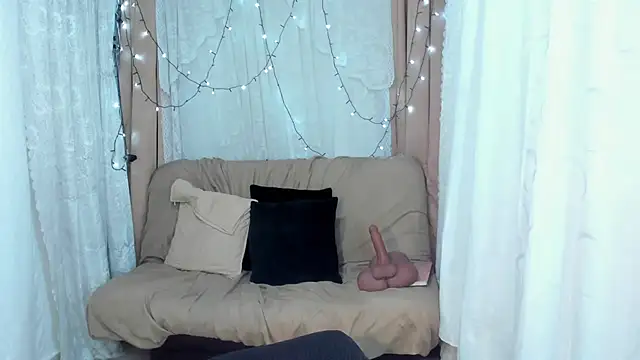 Snapshot of Ana_off_alana chatting on 03/29/26, 01:49 Ana off alana online show from 03/29/26, 01:49