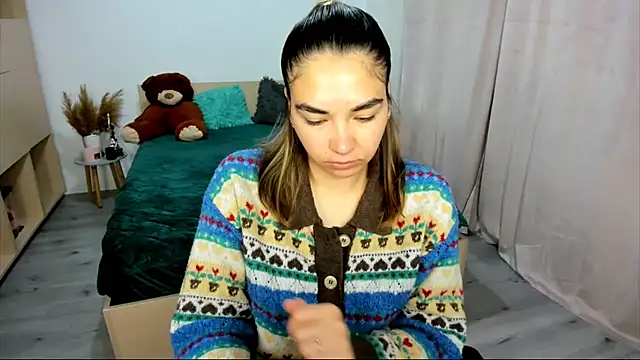 Alexa Dolly12 online show from 09/30/25, 06:40