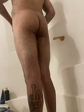 Snapshot of freakzmexx chatting on 03/09/25, 06:32 freakzmexx online show from 03/09/25, 06:32