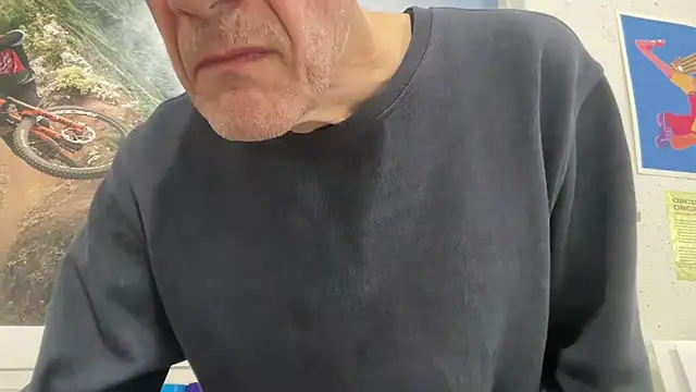 Snapshot of tauromolo chatting on 03/10/26, 12:37 tauromolo online show from 03/10/26, 12:37