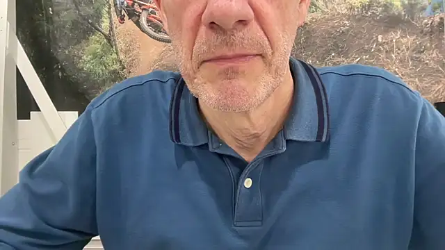 Snapshot of tauromolo chatting on 03/21/26, 01:10 tauromolo online show from 03/21/26, 01:10