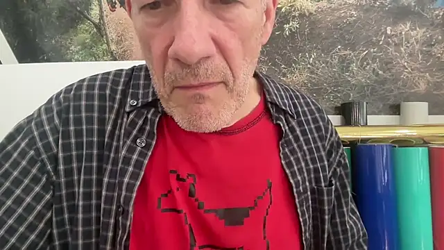 Snapshot of tauromolo chatting on 04/09/26, 12:32 tauromolo online show from 04/09/26, 12:32