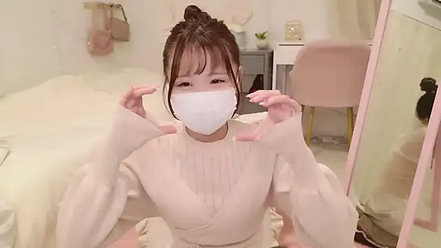 Snapshot of Sayuringo_ chatting on 02/18/25, 11:11 Sayuringo online show from 02/18/25, 11:11