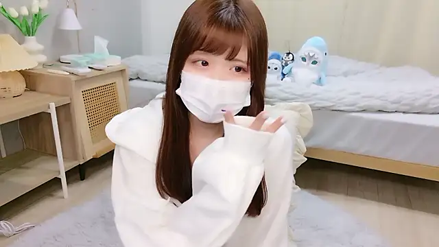 Snapshot of Sayuringo_ chatting on 10/11/25, 12:36 Sayuringo online show from 10/11/25, 12:36