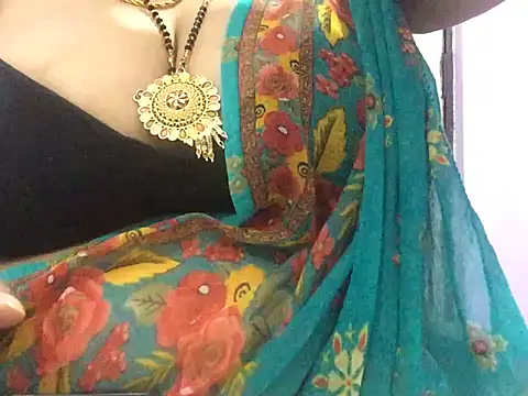 Desi bhabhiii online show from 03/05/25, 08:43