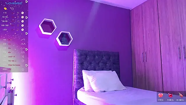 Medelynevans1 online show from 01/15/25, 10:24