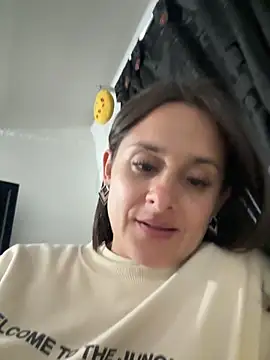 Alice milf  online show from 03/02/26, 11:33