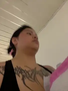  luna torres online show from 02/25/26, 12:48