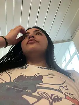 Snapshot of _luna_torres chatting on 06/22/26, 12:13 luna torres online show from 06/22/26, 12:13