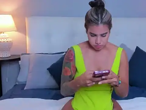 SaraaJhonsonn online show from 01/24/25, 07:07