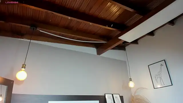 Snapshot of SaraaJhonsonn chatting on 03/23/26, 02:43 SaraaJhonsonn online show from 03/23/26, 02:43