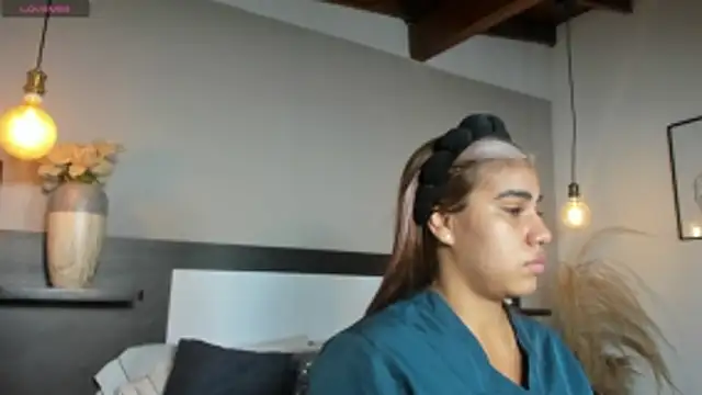 Snapshot of SaraaJhonsonn chatting on 04/09/26, 02:33 SaraaJhonsonn online show from 04/09/26, 02:33